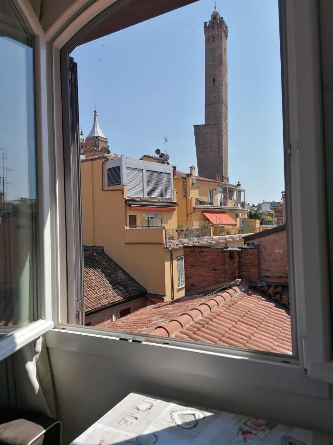 Asinelli, Bologna By Short Holidays Экстерьер фото